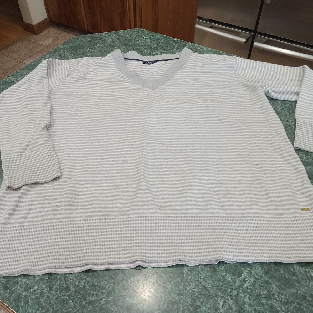 Tommy Hilfiger Women's Size XXL 2x V Neck Stripe Long Sleeve 100% Cotton Sweater